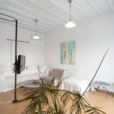 Dreamscape Cozy 3-bedroom Mykonos Hideaway Apartment