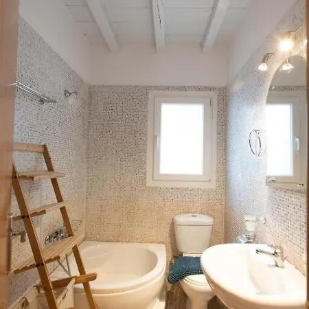 Dreamscape Cozy 3-bedroom Mykonos Hideaway Apartment Ano Mera