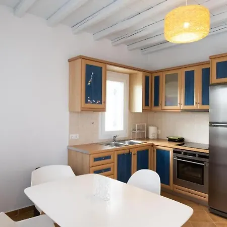 Dreamscape Cozy 3-bedroom Mykonos Hideaway Apartment Ano Mera