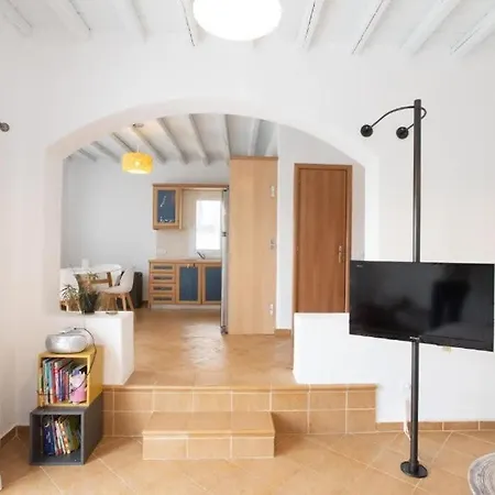 Dreamscape Cozy 3-bedroom Mykonos Hideaway Ano Mera