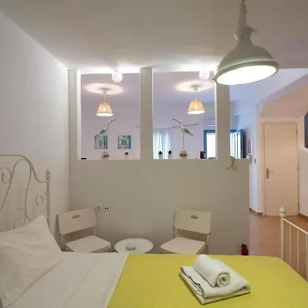 Dreamscape Cozy 3-bedroom Mykonos Hideaway * Ano Mera